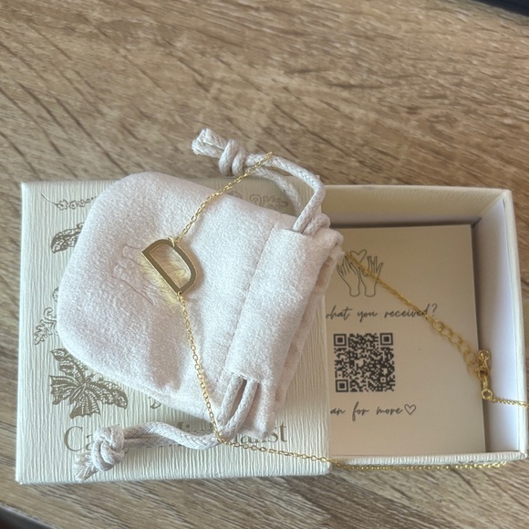 Caitlyn Minimalist Jewelry - Initial ‘D’ Gold Necklace